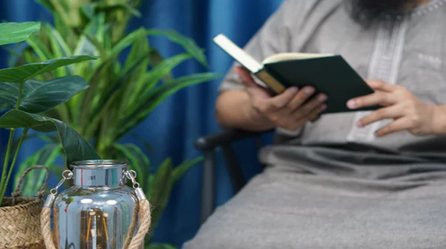 Surat Ibrahim Ayat 35, Bacaan, Arti Perkata (Mufrodat), Terjemahan, Kandungan dan Tafsir